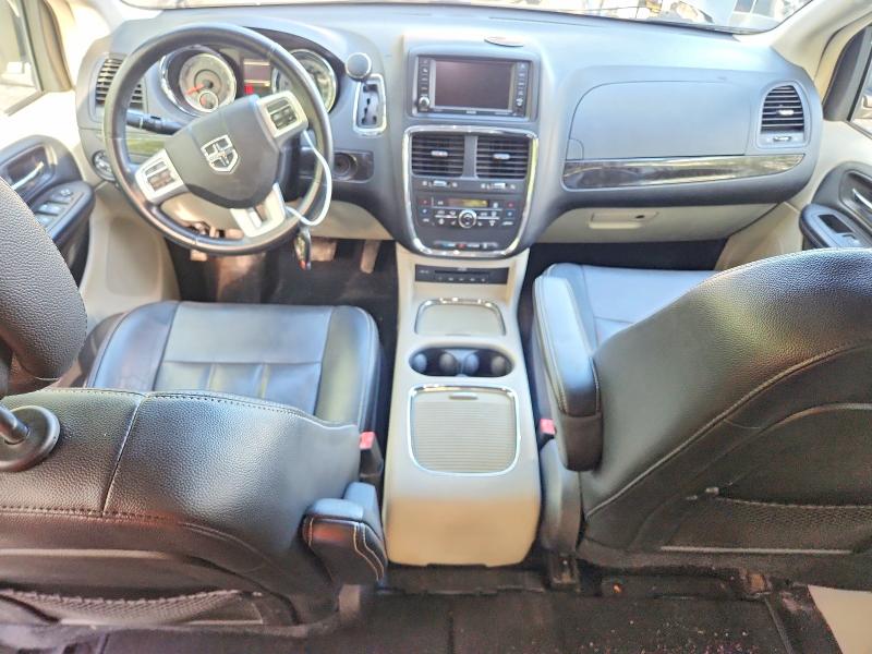 Photo 8 from auction – 2016 DODGE GRAND CARAVAN with VIN 2C4RDGDG2GR348751
