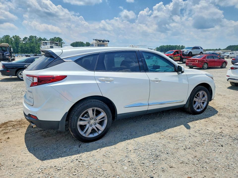 Photo 3 from auction – 2020 ACURA RDX with VIN 5J8TC2H72LL004301