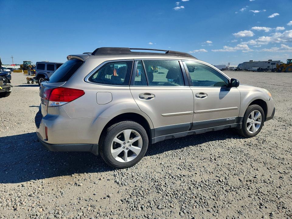 Photo 3 from auction – 2014 SUBARU OUTBACK with VIN 4S4BRBAC7E3209580
