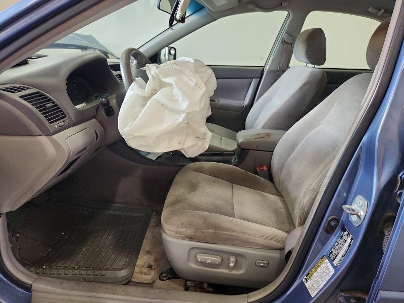 Photo 7 from auction – 2004 TOYOTA CAMRY with VIN 4T1BE32K44U891348