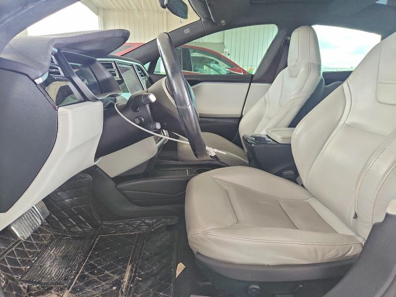 Photo 7 from auction – 2016 TESLA MODEL S with VIN 5YJSA1E27GF128429