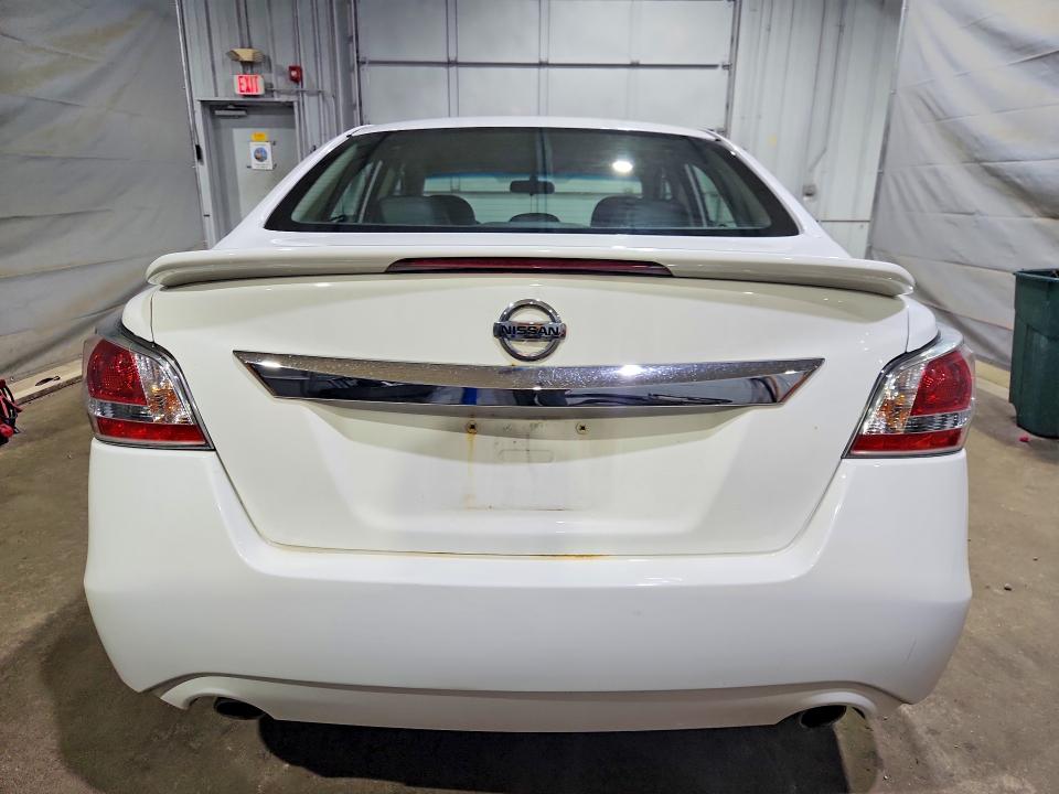 Photo 6 from auction – 2015 NISSAN ALTIMA with VIN 1N4AL3AP2FC251396