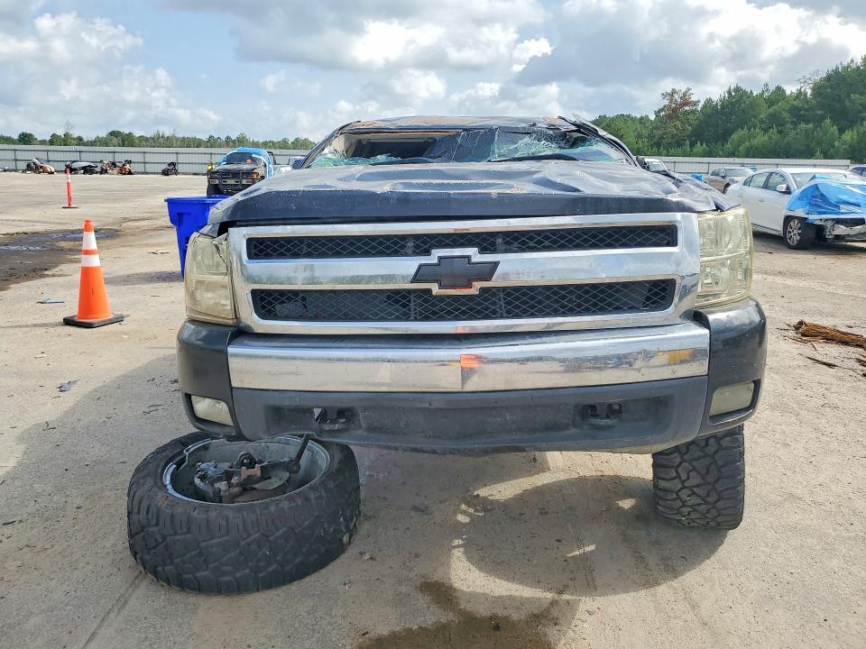 Photo 5 from auction – 2008 CHEVROLET SILVERADO with VIN 1GCEC19Y98Z184941