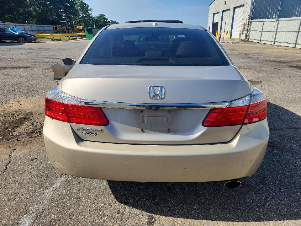 Photo 6 from auction – 2014 HONDA ACCORD with VIN 1HGCR2F81EA308874