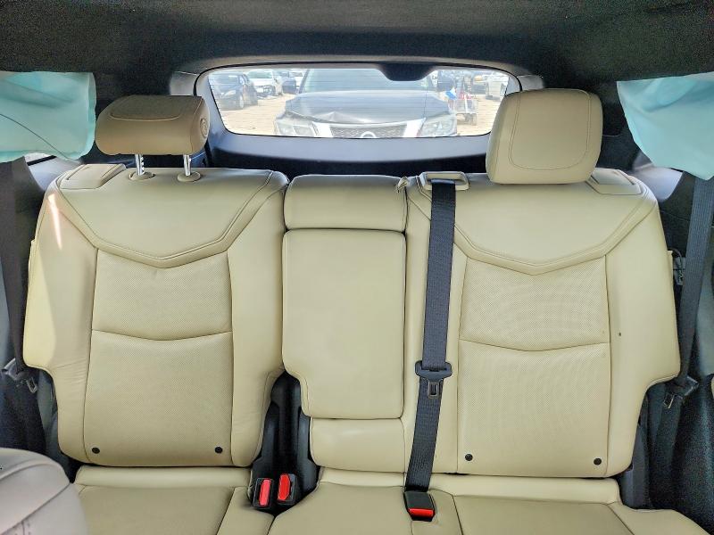 Photo 10 from auction – 2017 CADILLAC XT5 with VIN 1GYKNCRS9HZ114483