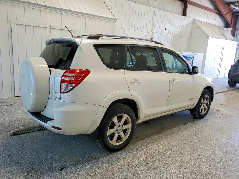 Photo 3 from auction – 2009 TOYOTA RAV4 with VIN 2T3BF31V29W023615