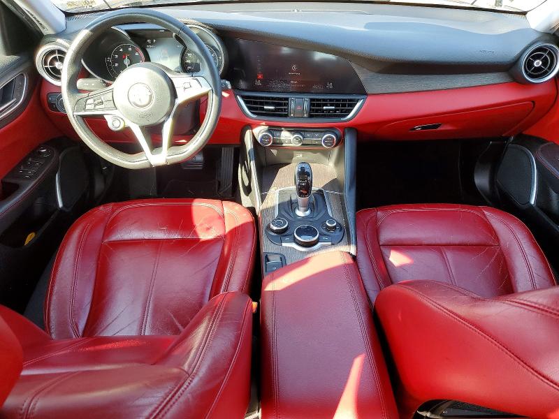 Photo 8 from auction – 2018 ALFA ROMEO GIULIA with VIN ZARFAEEN3J7593960