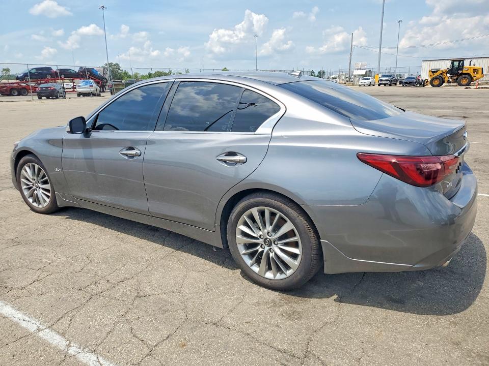 Photo 2 from auction – 2019 INFINITI Q50 with VIN JN1EV7AR4KM594197