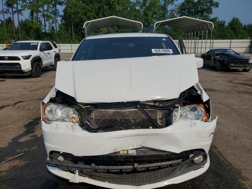 Photo 5 from auction – 2017 DODGE GRAND CARAVAN with VIN 2C4RDGCG3HR735957