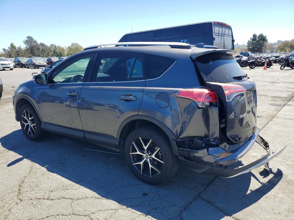 Photo 2 from auction – 2016 TOYOTA RAV4 with VIN JTMNFREV6GJ068322