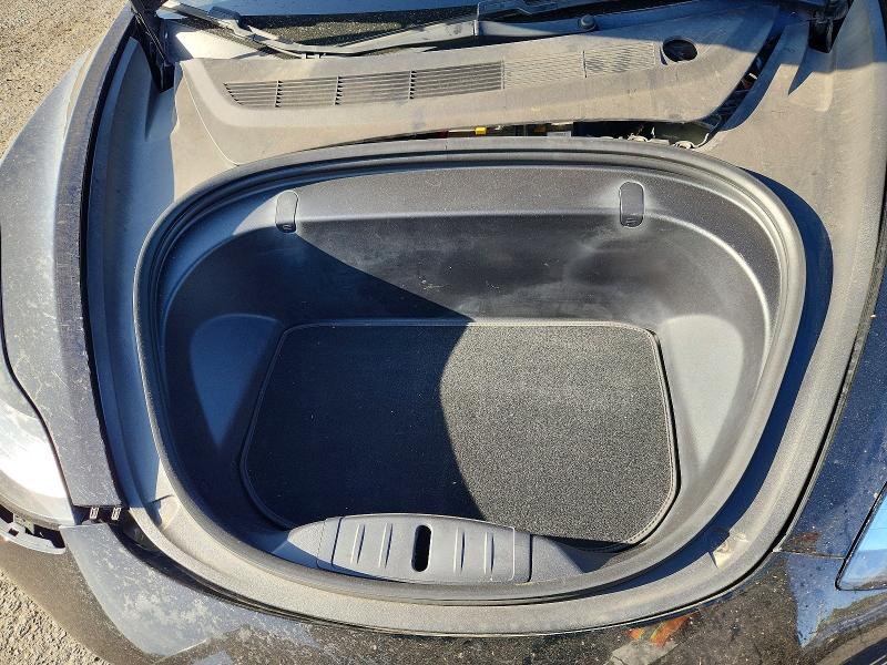 Photo 11 from auction – 2018 TESLA MODEL 3 with VIN 5YJ3E1EA0JF154572