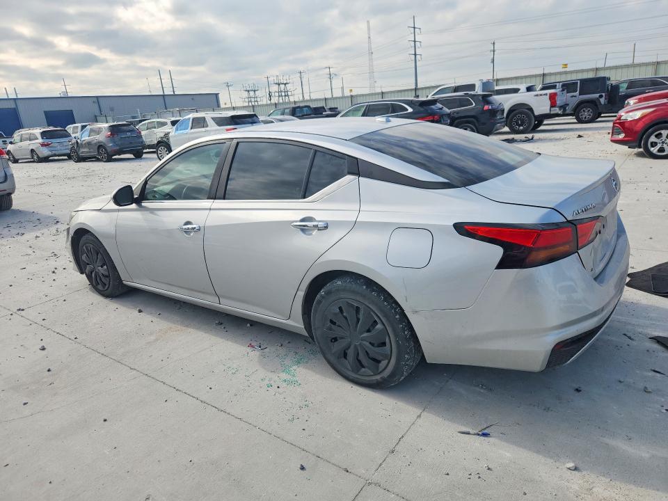 Photo 2 from auction – 2019 NISSAN ALTIMA with VIN 1N4BL4BV7KC239732