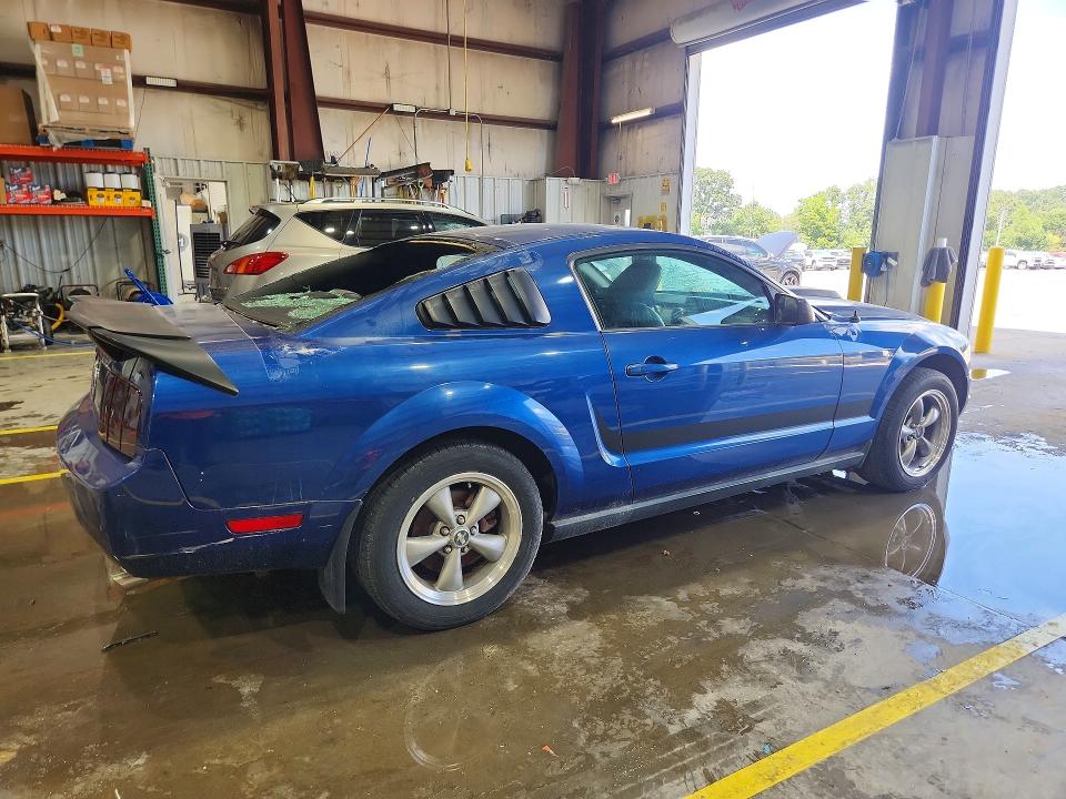 Photo 3 from auction – 2007 FORD MUSTANG with VIN 1ZVFT80N075248772
