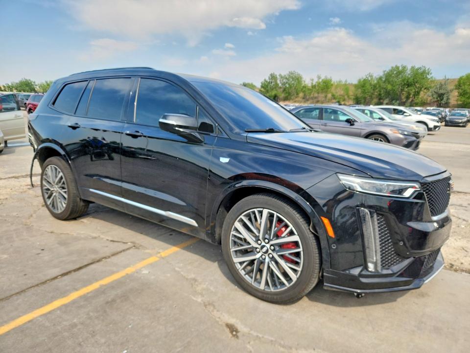 Photo 4 from auction – 2023 CADILLAC XT6 with VIN 1GYKPHRS9PZ126980