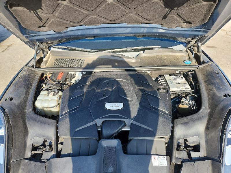 Photo 12 from auction – 2019 PORSCHE CAYENNE with VIN WP1AA2AYXKDA00616