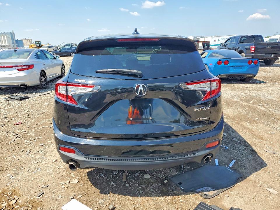 Photo 6 from auction – 2019 ACURA RDX with VIN 5J8TC2H53KL010248