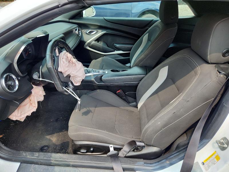 Photo 7 from auction – 2019 CHEVROLET CAMARO with VIN 1G1FB3DS9K0126628