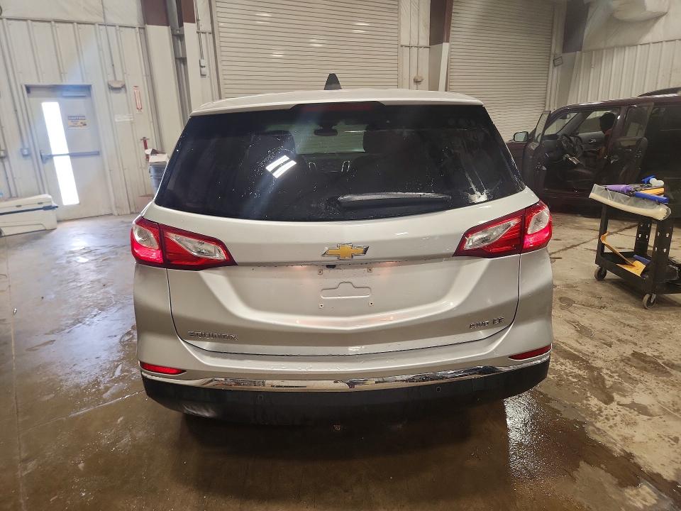 Photo 6 from auction – 2020 CHEVROLET EQUINOX with VIN 2GNAXTEV4L6165784
