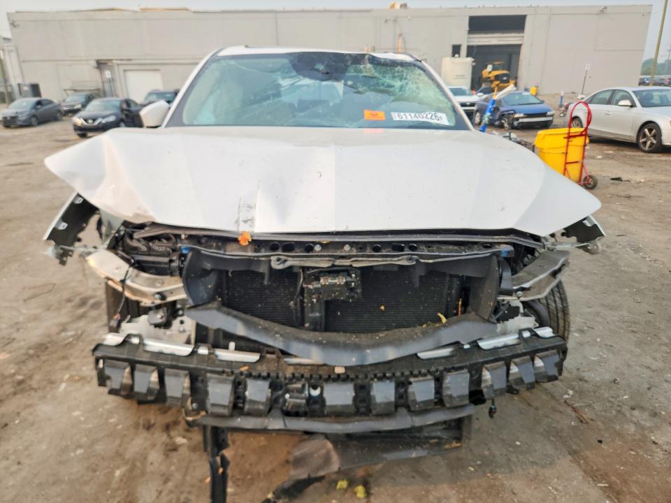 Photo 5 from auction – 2024 ACURA MDX with VIN 5J8YE1H40RL033403