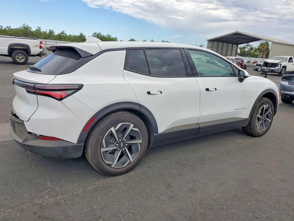 Photo 3 from auction – 2026 CHEVROLET EQUINOX with VIN 3GN7DMRP7TS156146