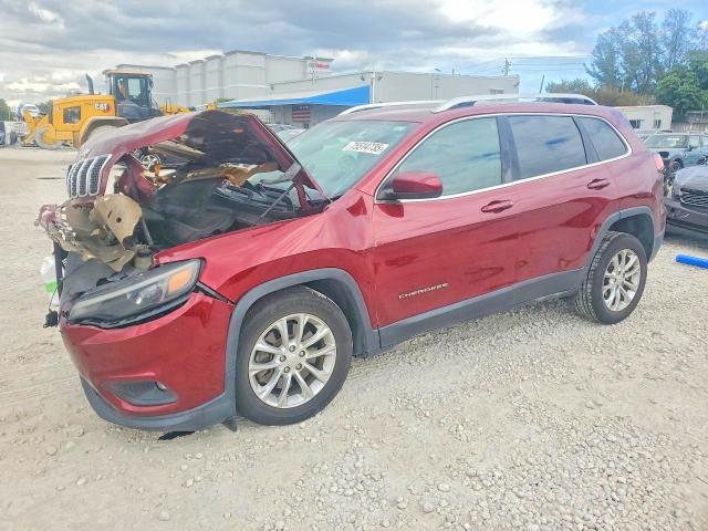 JEEP CHEROKEE 2019 with VIN 1C4PJLCBXKD160358 - Photo from auction