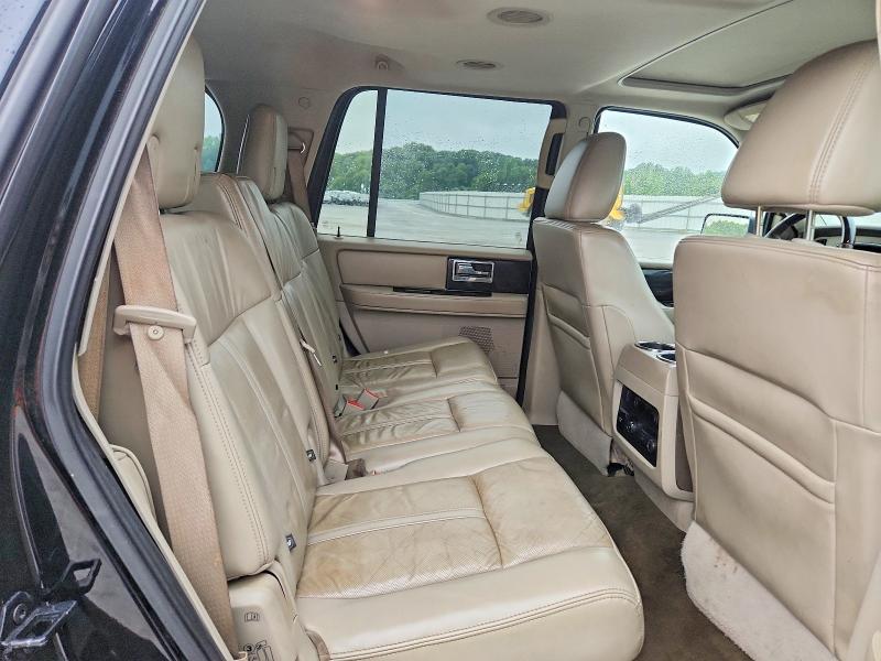 Photo 11 from auction – 2017 LINCOLN NAVIGATOR with VIN 5LMJJ2HT1HEL08538