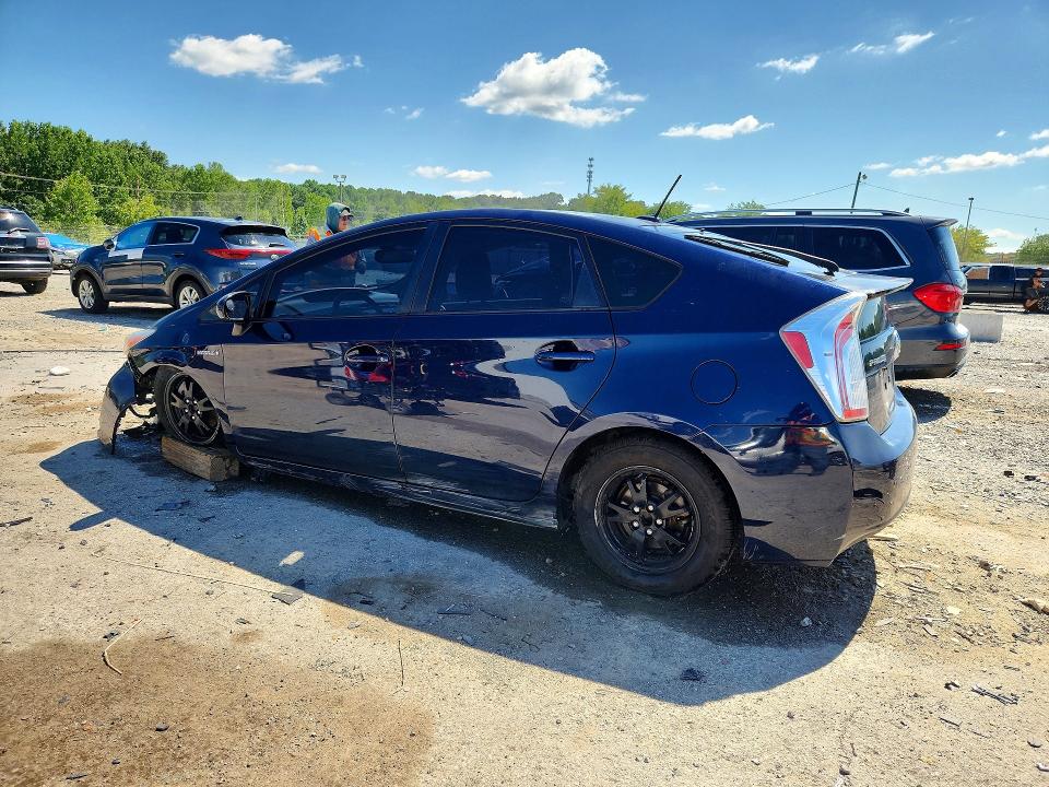 Photo 2 from auction – 2013 TOYOTA PRIUS with VIN JTDKN3DU6D1615998