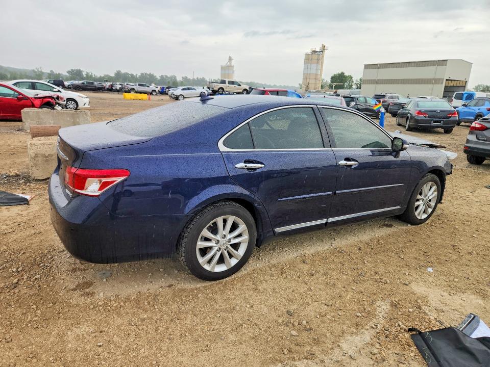Photo 3 from auction – 2012 LEXUS ES with VIN JTHBK1EG3C2505908