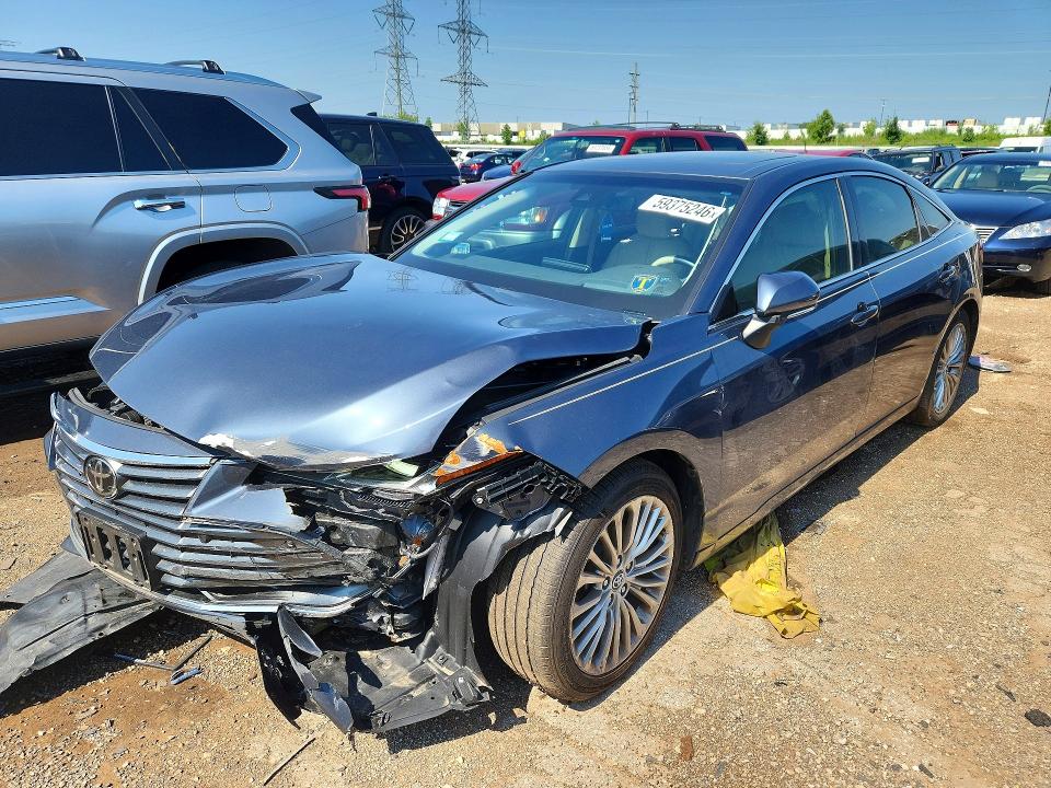 2019 TOYOTA AVALON - Търг №59375246