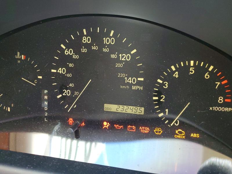 Photo 9 from auction – 2000 LEXUS RX with VIN JT6HF10UXY0157175
