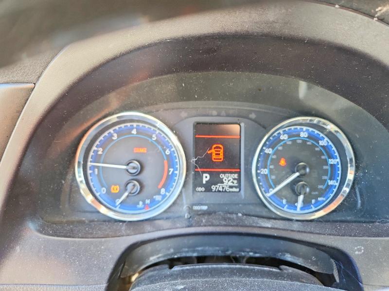 Photo 9 from auction – 2017 TOYOTA COROLLA with VIN 5YFBURHE2HP719155