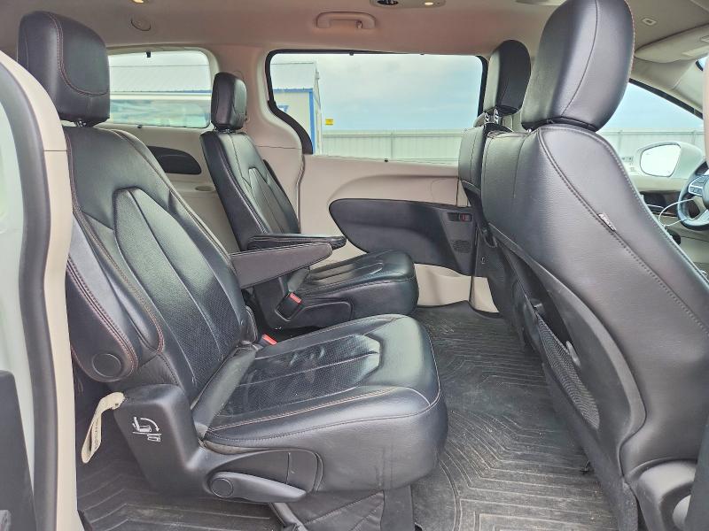 Photo 11 from auction – 2018 CHRYSLER PACIFICA with VIN 2C4RC1BG9JR186062