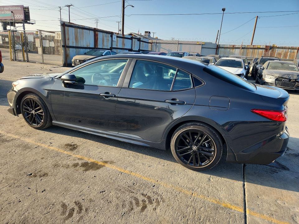 Photo 2 from auction – 2025 TOYOTA CAMRY with VIN 4T1DAACK2SU183913