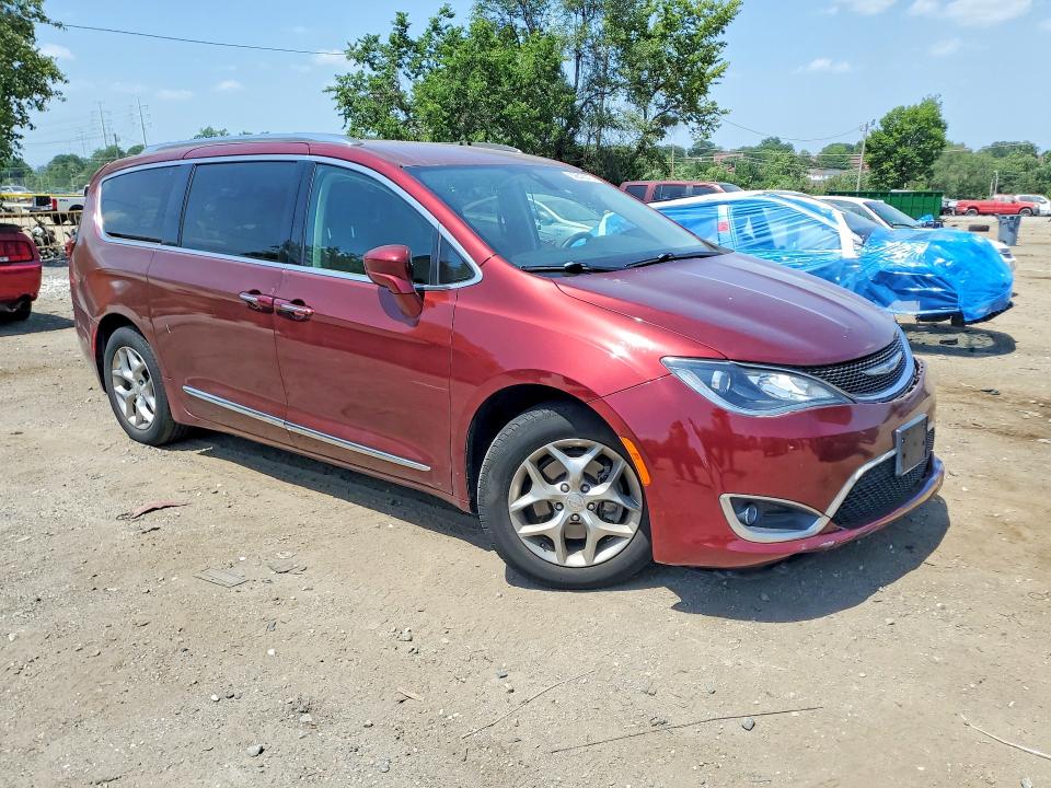 Photo 4 from auction – 2018 CHRYSLER PACIFICA with VIN 2C4RC1BG5JR332926