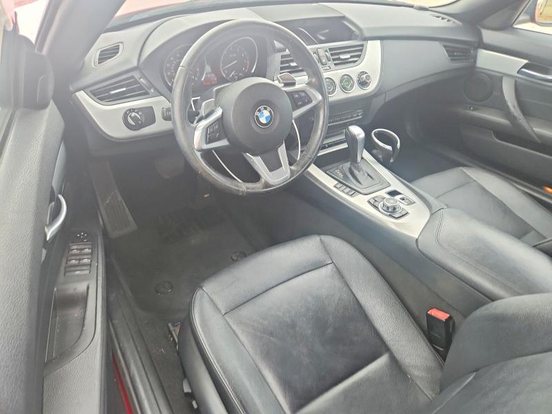 Photo 8 from auction – 2010 BMW Z4 with VIN WBALM5C53AE377235