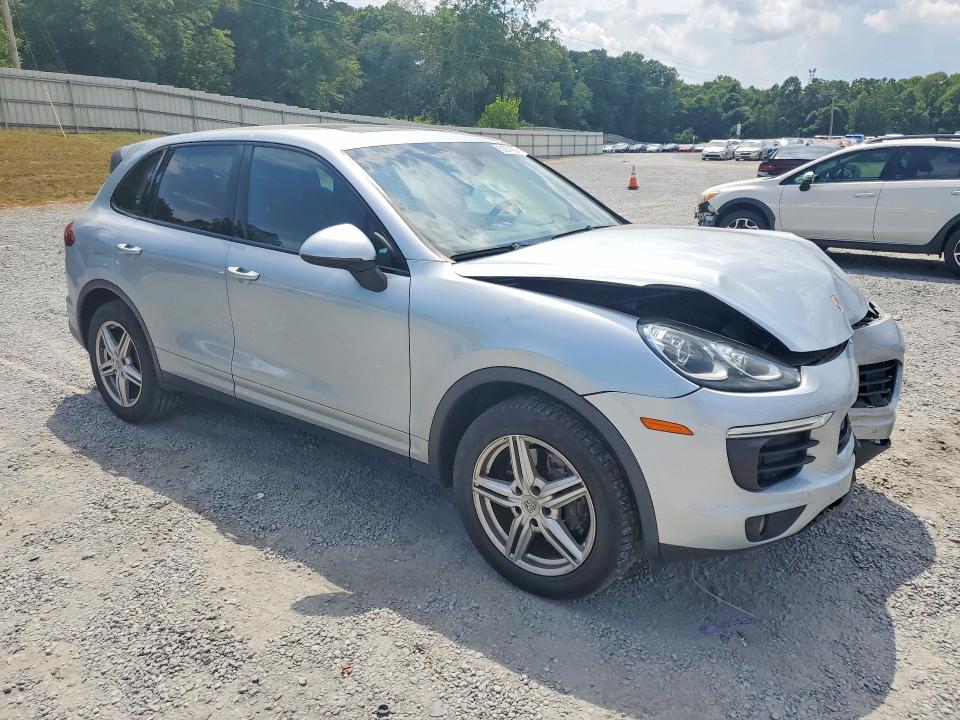 Photo 4 from auction – 2016 PORSCHE CAYENNE with VIN WP1AA2A21GLA10895