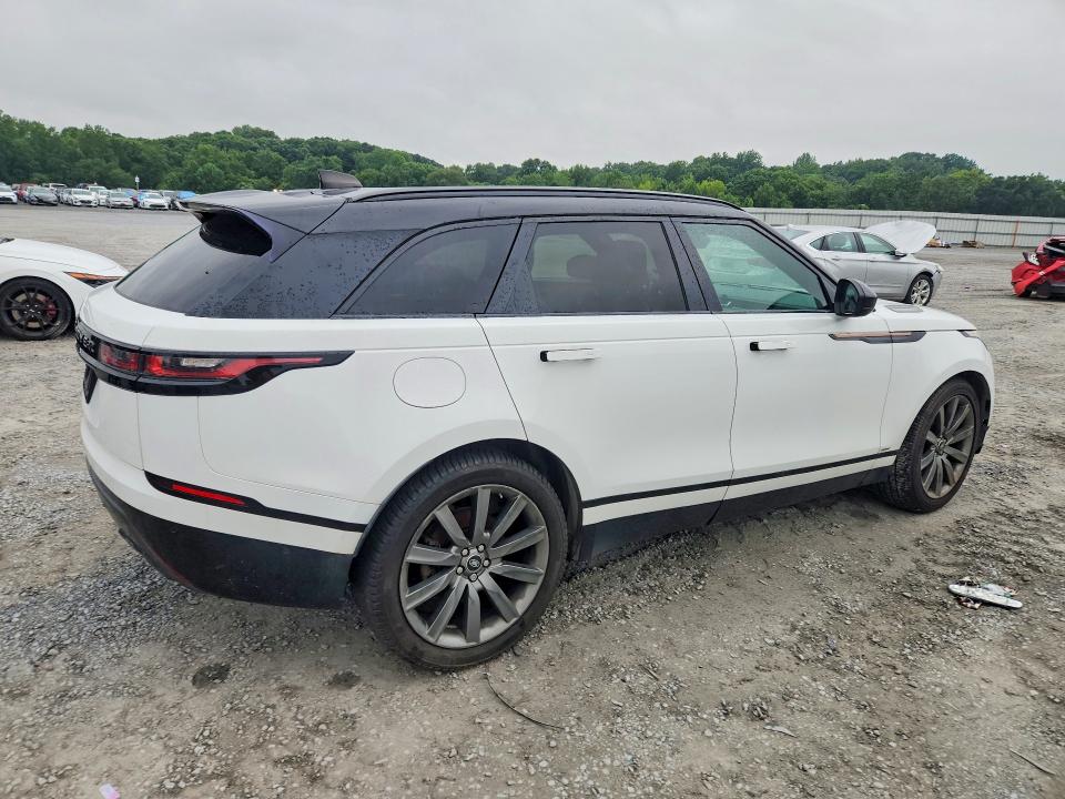 Photo 3 from auction – 2018 LAND ROVER RANGE ROVER VELAR with VIN SALYM2RV6JA734311
