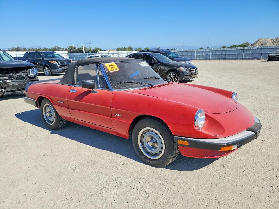 Photo 4 from auction – 1987 ALFA ROMEO SPIDER with VIN ZARBA5640H1045254