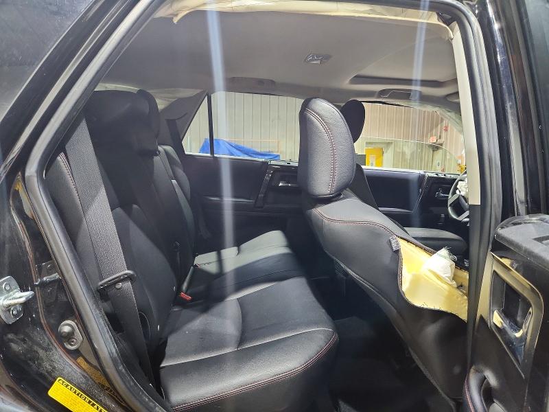 Photo 11 from auction – 2021 TOYOTA 4RUNNER with VIN JTEHU5JRXM5897169