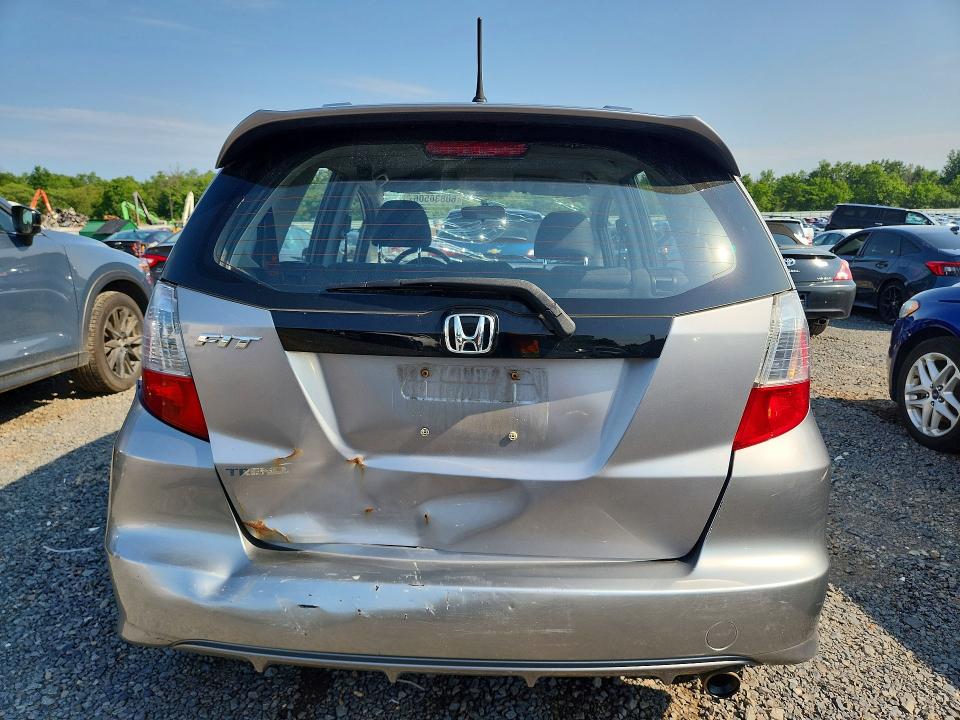 Photo 6 from auction – 2010 HONDA FIT with VIN JHMGE8H43AC001695