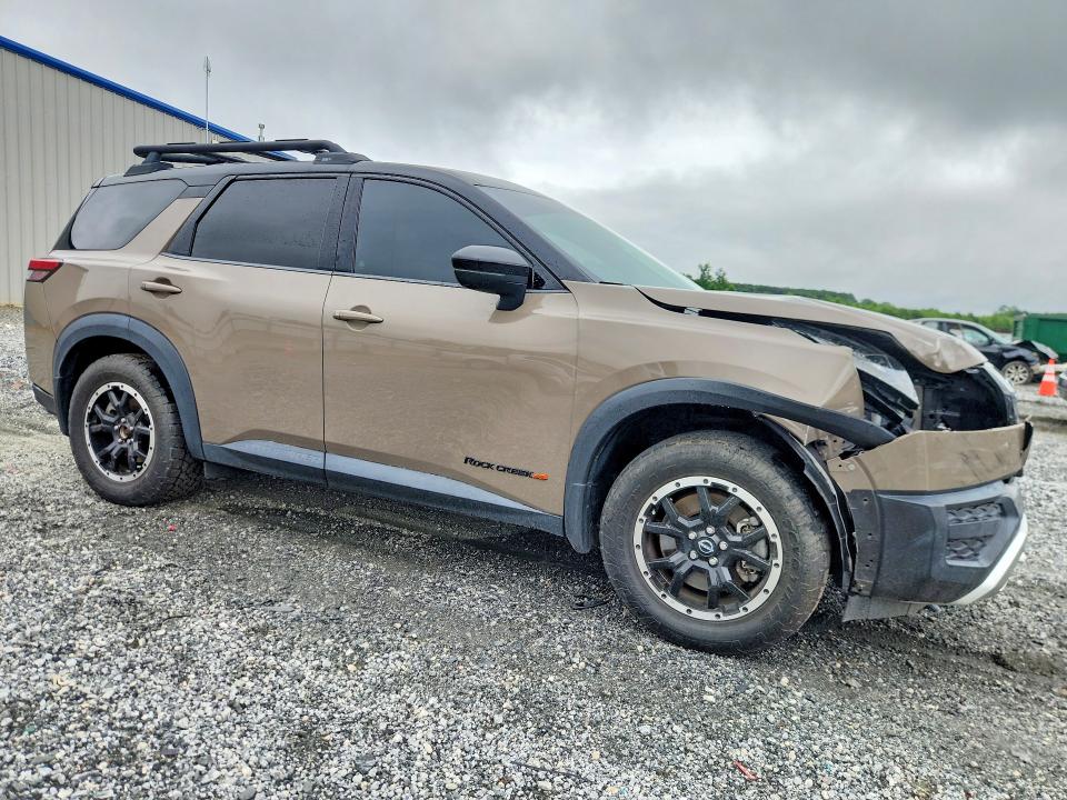 Photo 4 from auction – 2023 NISSAN PATHFINDER with VIN 5N1DR3BD1PC244432