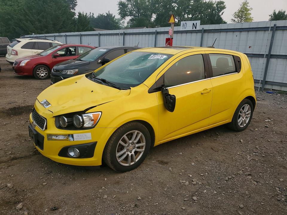 CHEVROLET SONIC 2016 with VIN 1G1JC6SG5G4117903 - Photo from auction