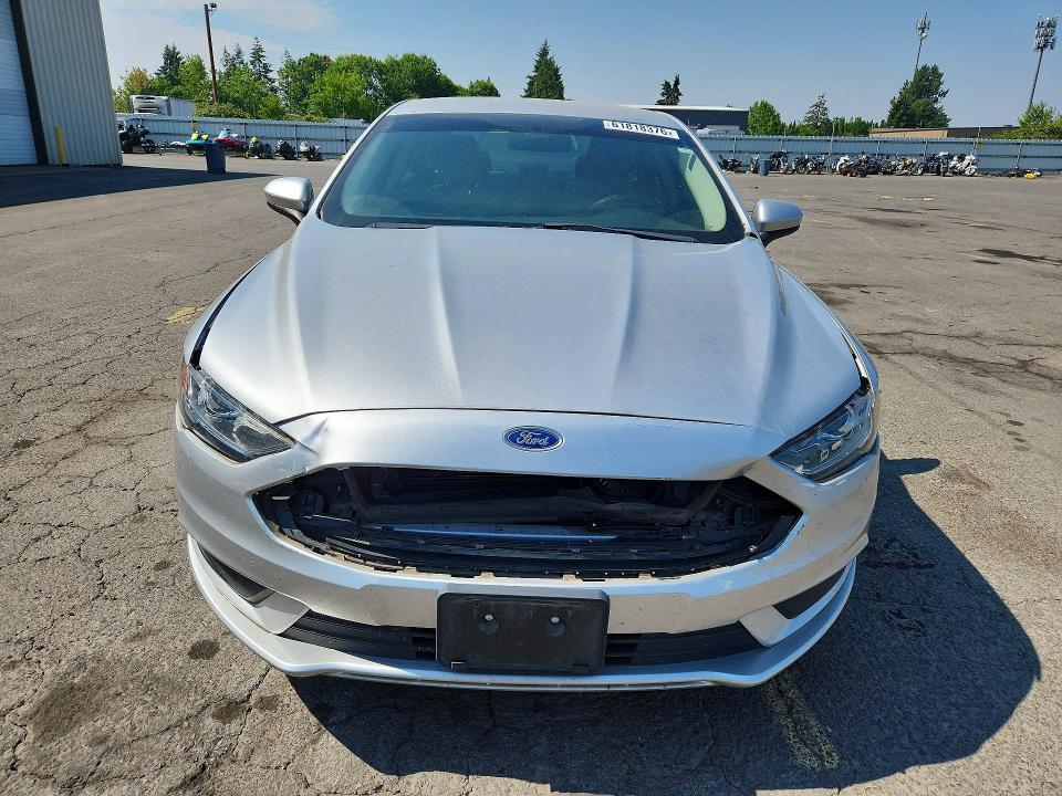 Photo 5 from auction – 2017 FORD FUSION with VIN 3FA6P0G78HR276839