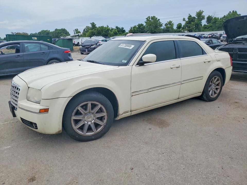 CHRYSLER 300 2006 with VIN 2C3KA53G36H497386 - Photo from auction