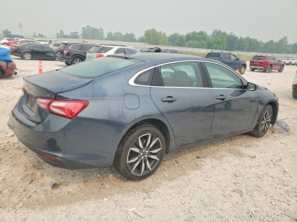 Photo 3 from auction – 2020 CHEVROLET MALIBU with VIN 1G1ZD5ST1LF099731