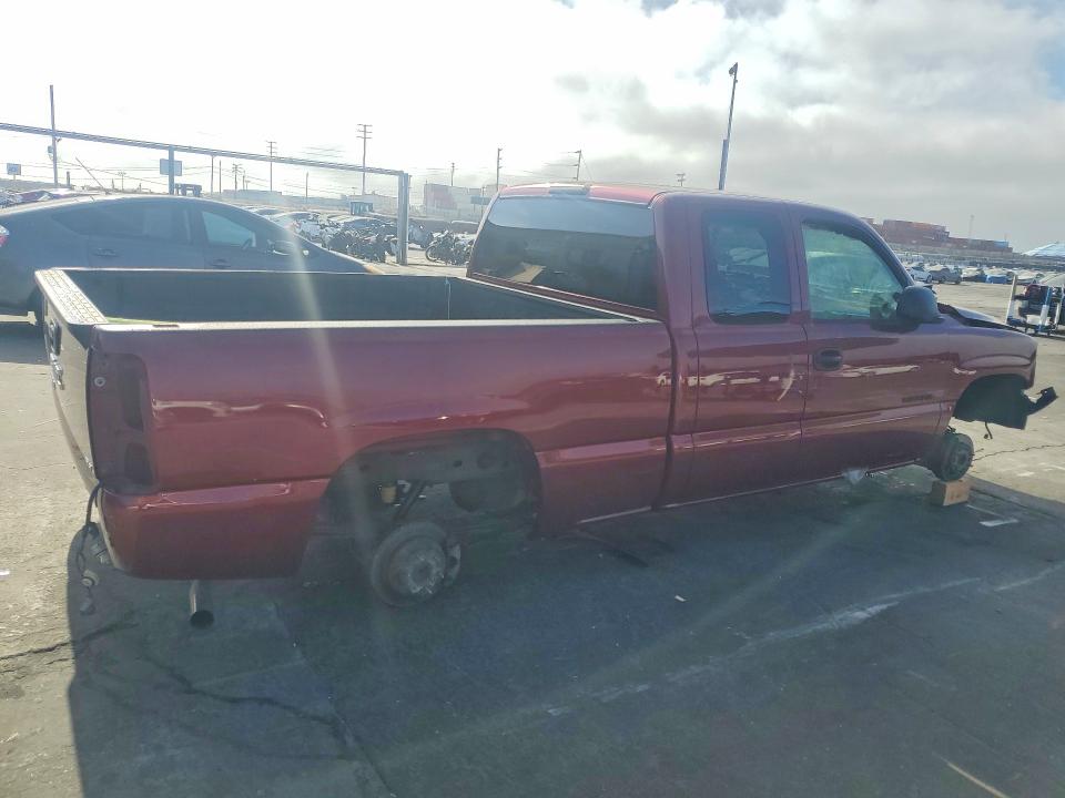 Photo 3 from auction – 2004 GMC NEW SIERRA with VIN 2GTEC19V141331763