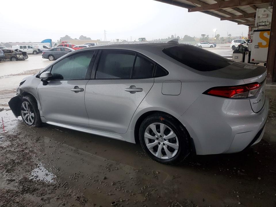 Photo 2 from auction – 2022 TOYOTA COROLLA with VIN 5YFEPMAE5NP320074
