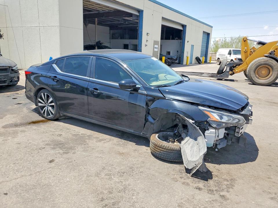 Photo 4 from auction – 2021 NISSAN ALTIMA with VIN 1N4BL4CV2MN331935