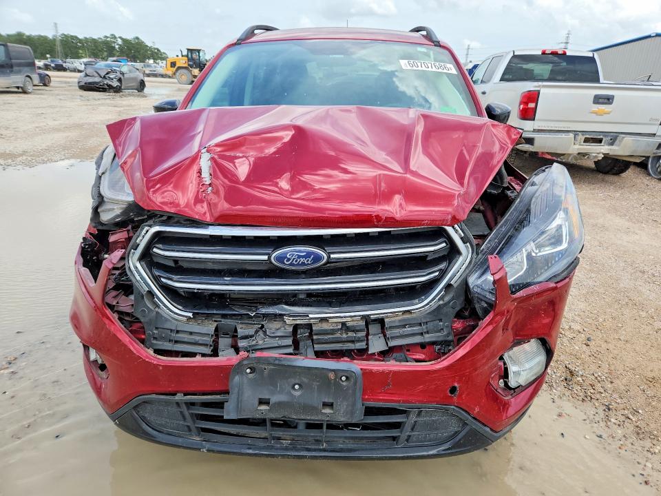 Photo 5 from auction – 2017 FORD ESCAPE with VIN 1FMCU0GDXHUC87194