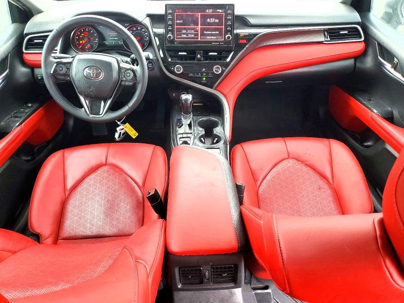 Photo 8 from auction – 2022 TOYOTA CAMRY with VIN 4T1K61AK8NU075604